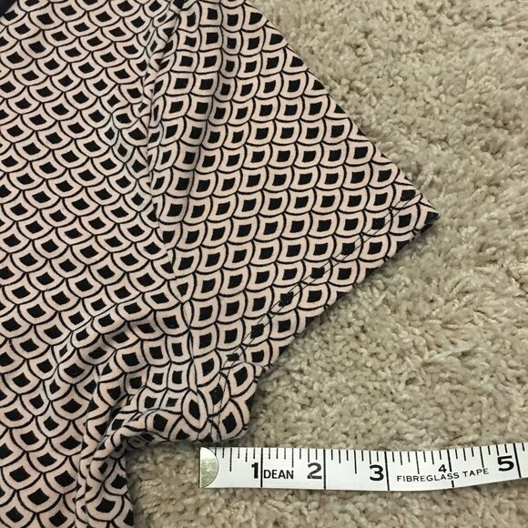 Soft Pink Mermaidcore Scale Print Tee - Picture 16 of 16